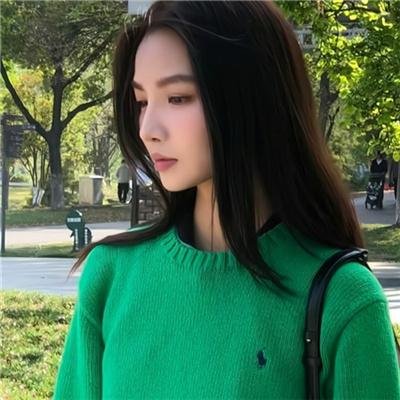 笼中女